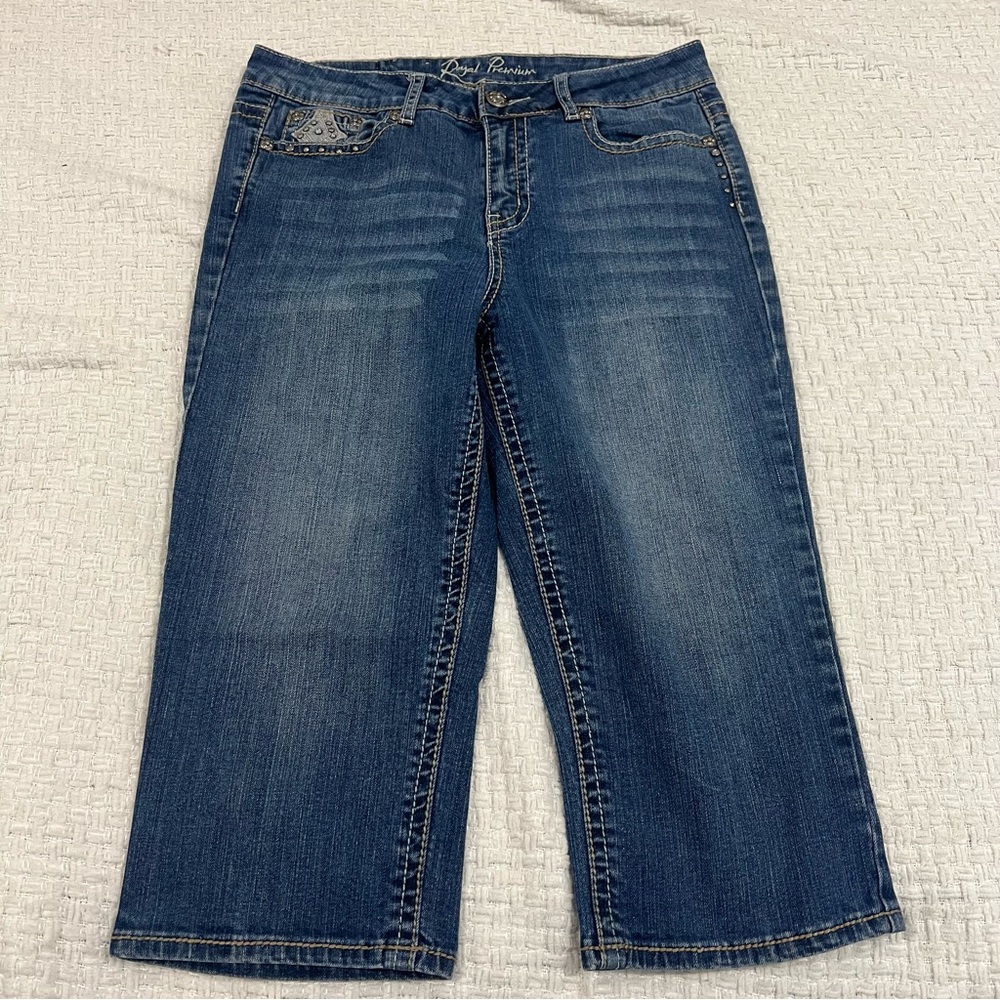 Royal Premium High Rise Embellished Capri Jeans McBling Size 8 - Picture 2 of 4